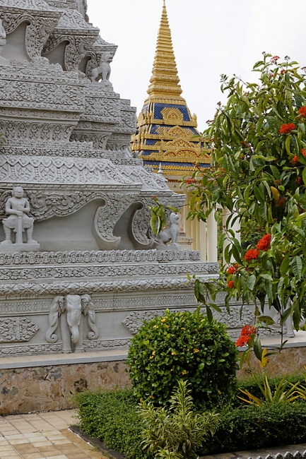 Phnom Penh-Pagode d'argent-016
